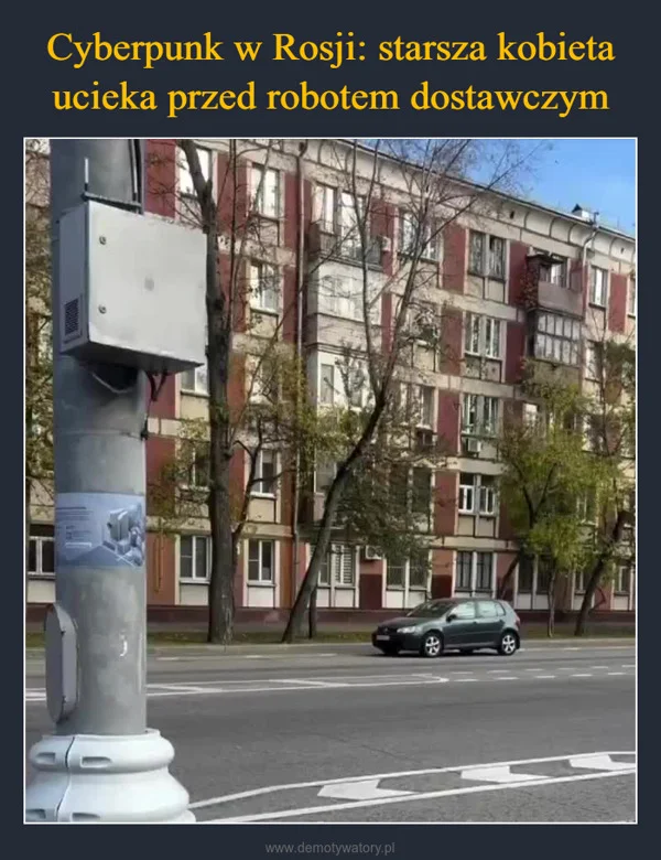 Cyberpunk w Rosji: starsza kobieta ucieka przed robotem dostawczym