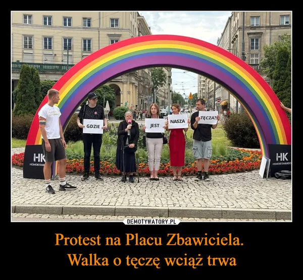 
    Protest na Placu Zbawiciela. Walka o tęczę wciąż trwa