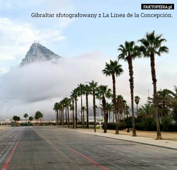 
    Gibraltar sfotografowany z La Línea de la Concepción.