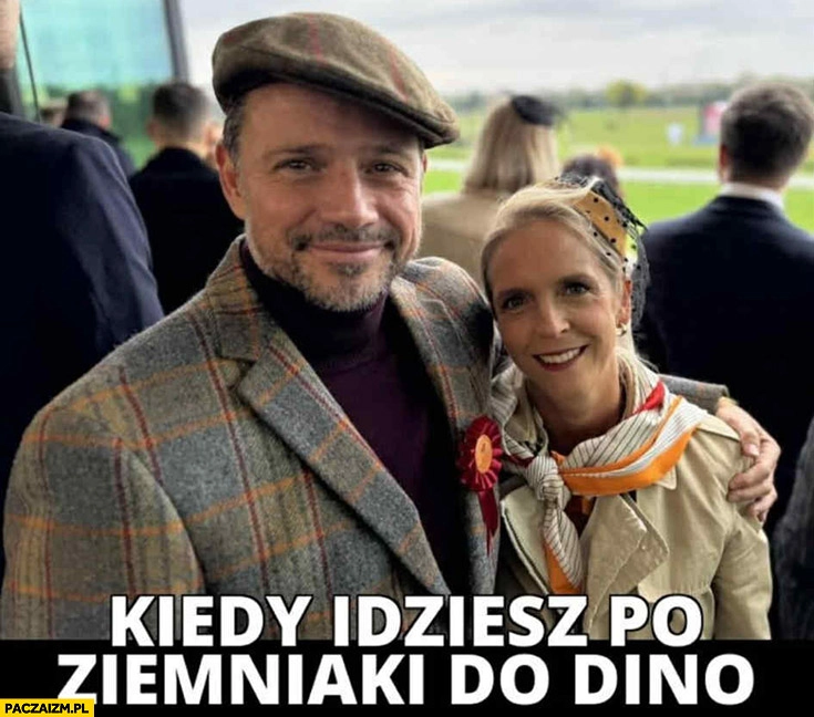 
    Trzaskowski w kaszkiecie kiedy idziesz po ziemniaki do Dino