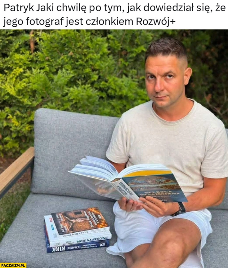 
    Patryk Jaki chwile po tym jak dowiedział się, że jego fotograf jest członkiem Rozwój plus