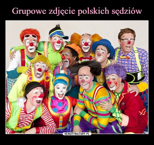 
    Grupowe zdjęcie polskich sędziów