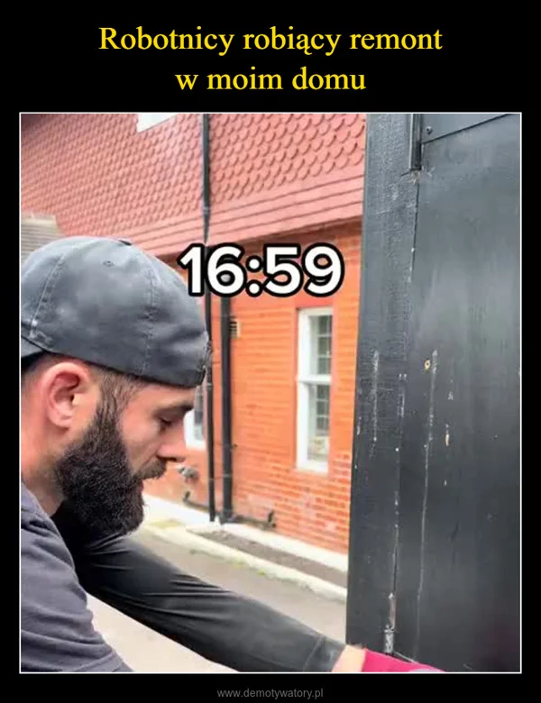 
    Robotnicy robiący remont w moim domu