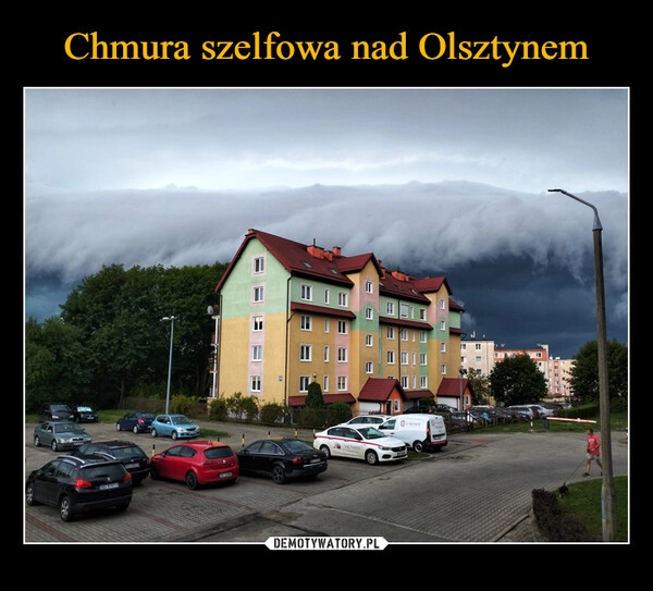 
    Chmura szelfowa nad Olsztynem