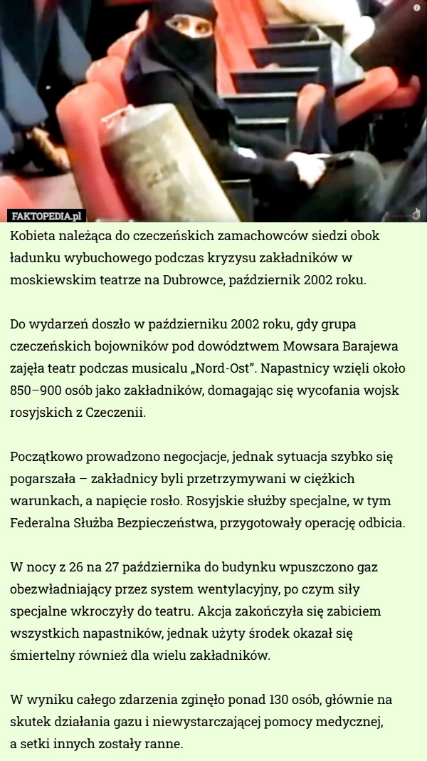 
    Kobieta należąca do czeczeńskich zamachowców siedzi obok ładunku wybuchowego...