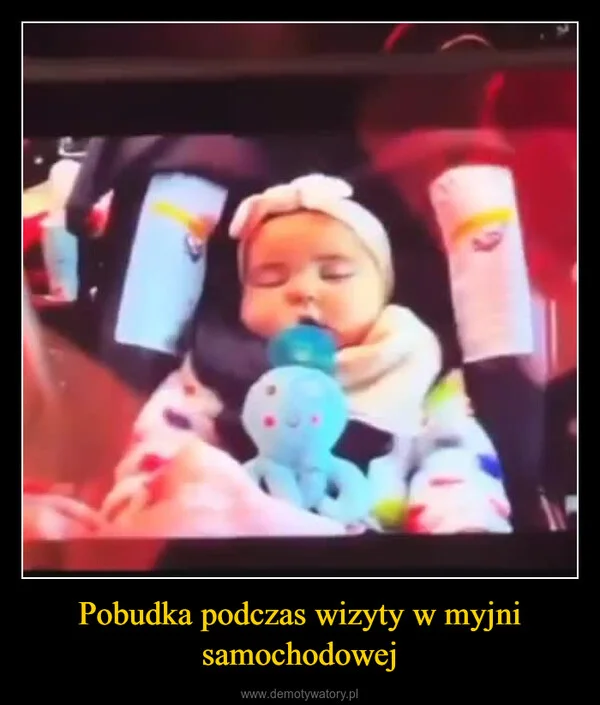
    Pobudka podczas wizyty w myjni samochodowej