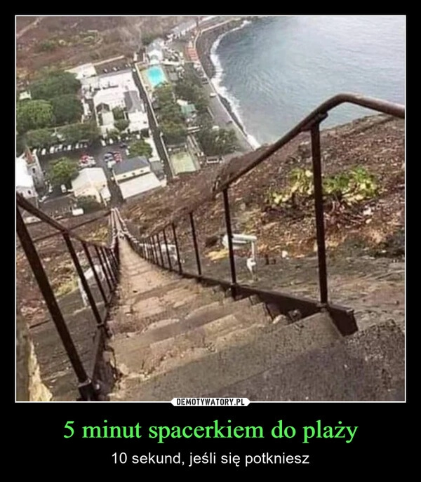 
    5 minut spacerkiem do plaży