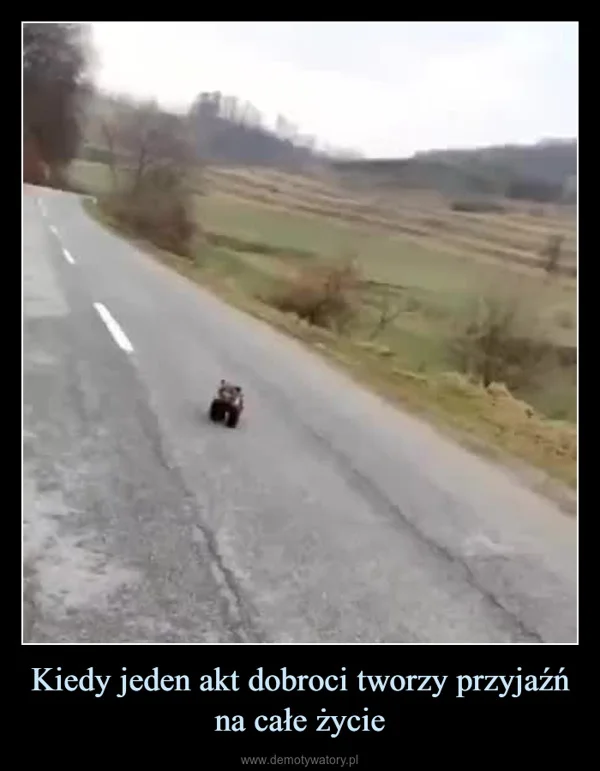 
    Kiedy jeden akt dobroci tworzy przyjaźń na całe życie