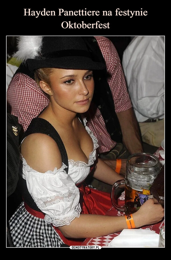 
    Hayden Panettiere na festynie Oktoberfest