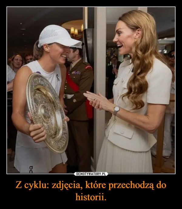
    Z cyklu: zdjęcia, które przechodzą do historii.