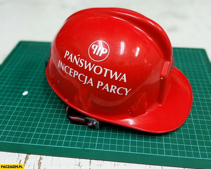 
    Państwowa incepcja parcy kask