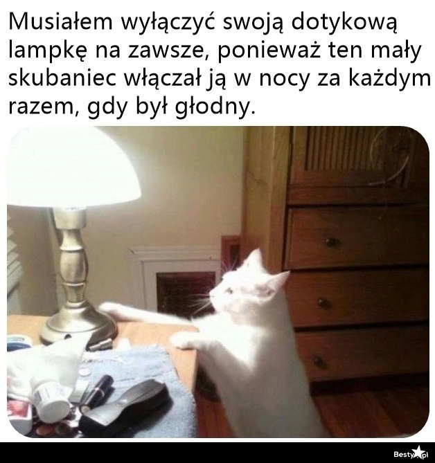 
    Dotykowa lampka 