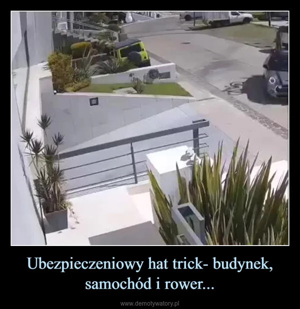 
    Ubezpieczeniowy hat trick- budynek, samochód i rower...