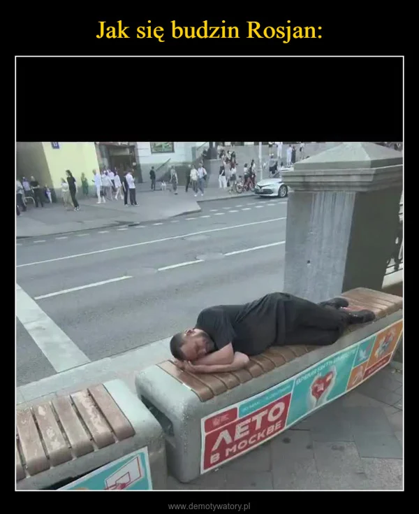 
    Jak się budzin Rosjan:
