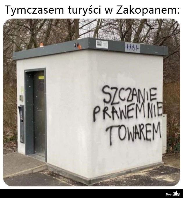 
    Turyści w Zakopanem 