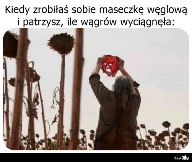 
    Maseczka węglowa 