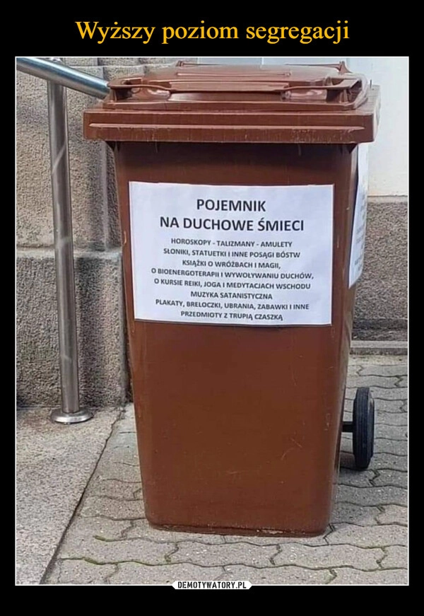 
    Wyższy poziom segregacji