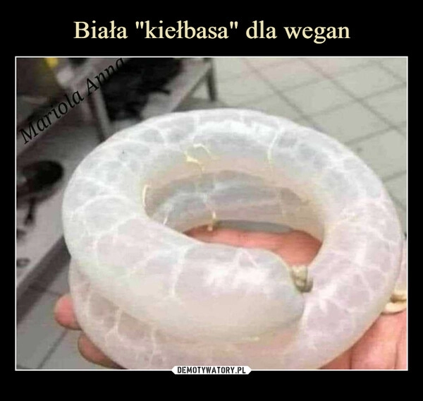 
    Biała "kiełbasa" dla wegan