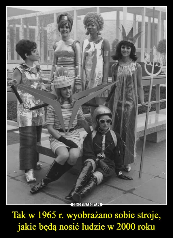 
    Tak w 1965 r. wyobrażano sobie stroje, jakie będą nosić ludzie w 2000 roku
