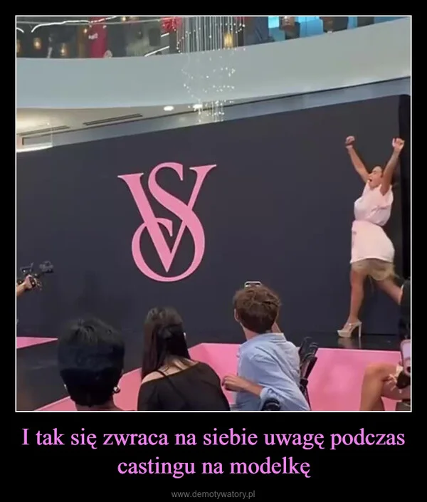 
    I tak się zwraca na siebie uwagę podczas castingu na modelkę