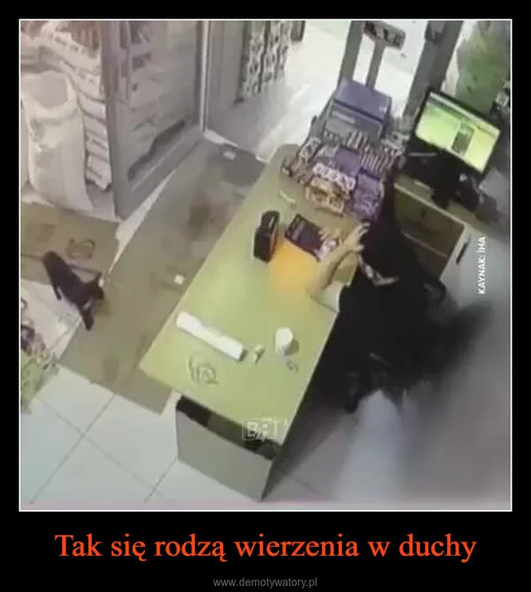 
    Tak się rodzą wierzenia w duchy