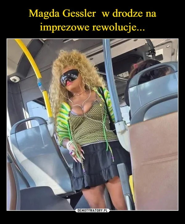 
    Magda Gessler w drodze na imprezowe rewolucje...