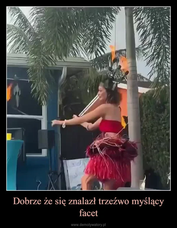 
    Dobrze że się znalazł trzeźwo myślący facet