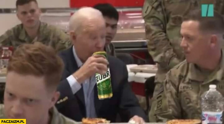 
    Biden pije piwo Żubr przeróbka