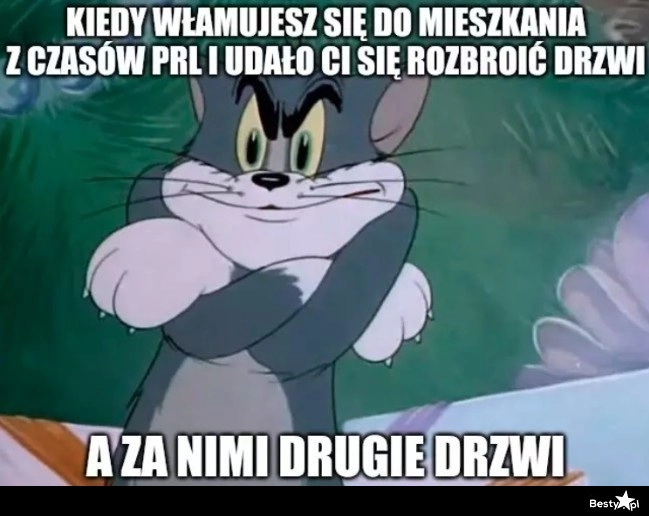 
    Podwójne drzwi 