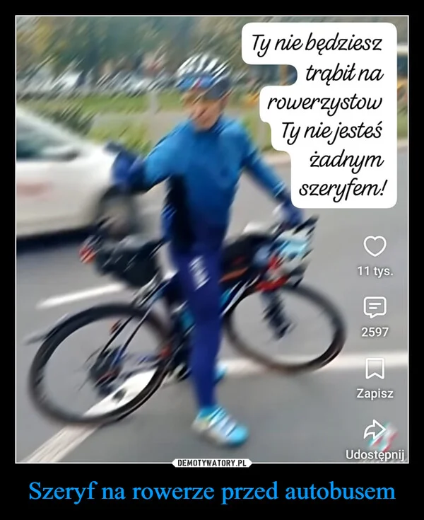Szeryf na rowerze przed autobusem