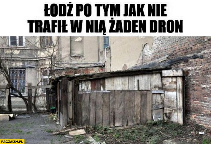
    Łódź po tym jak nie trafił w nią żaden dron