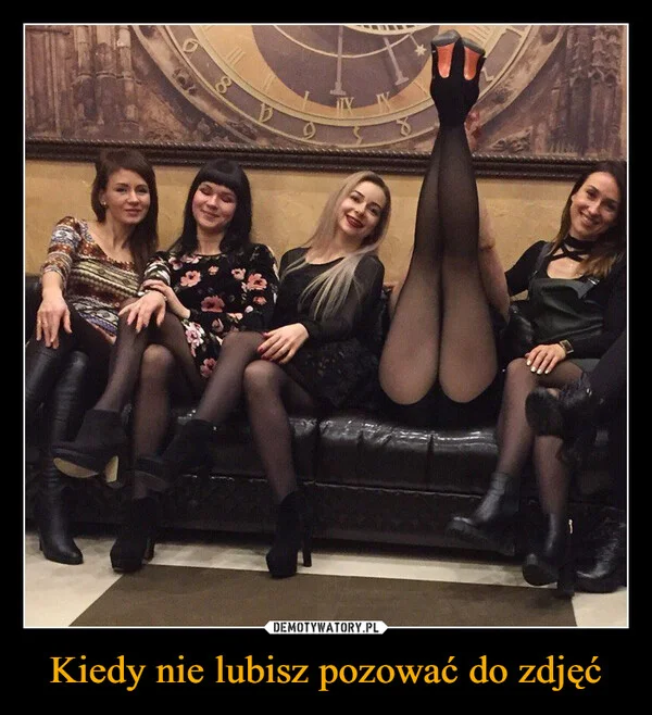 
    Kiedy nie lubisz pozować do zdjęć