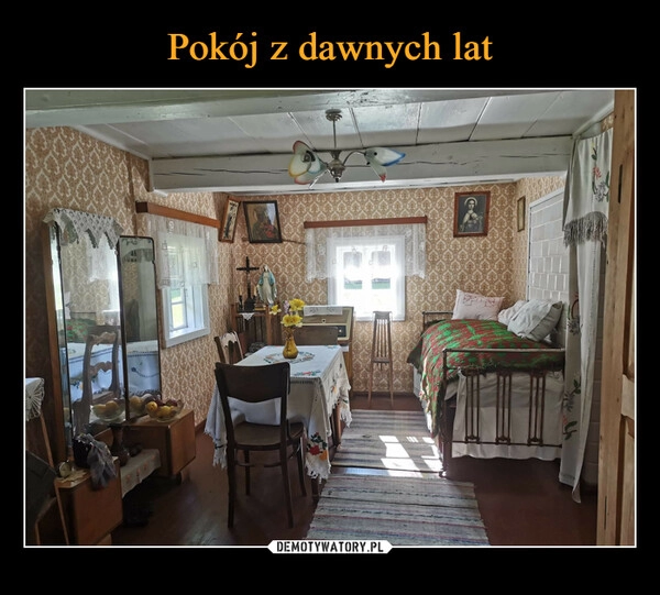 
    Pokój z dawnych lat