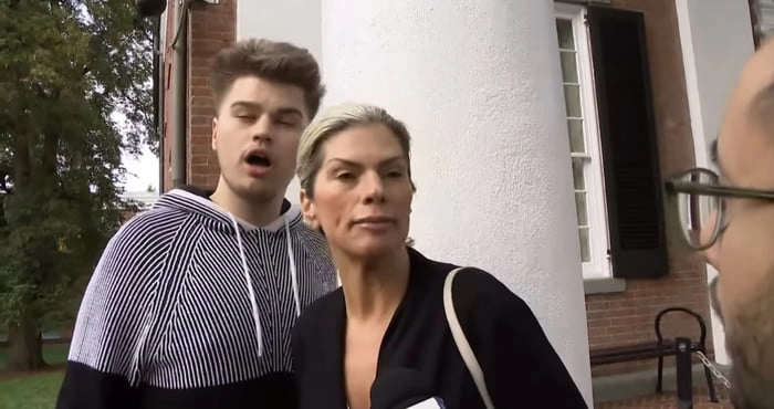 
    Prankster that got shot still acting like a scumbag on camera and his mom still defends his behavior. This is what failed parenting looks like.