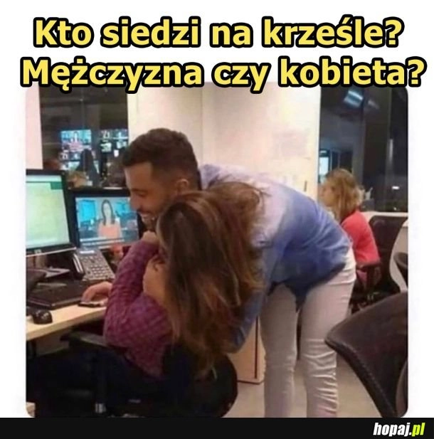 
    Kto siedzi?