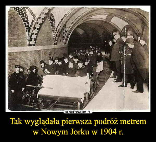 
    Tak wyglądała pierwsza podróż metrem w Nowym Jorku w 1904 r.