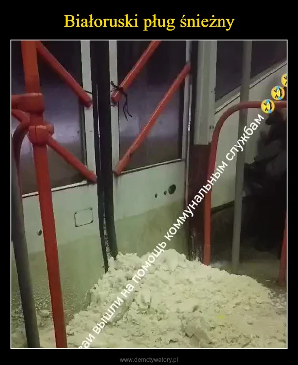 
    Białoruski pług śnieżny