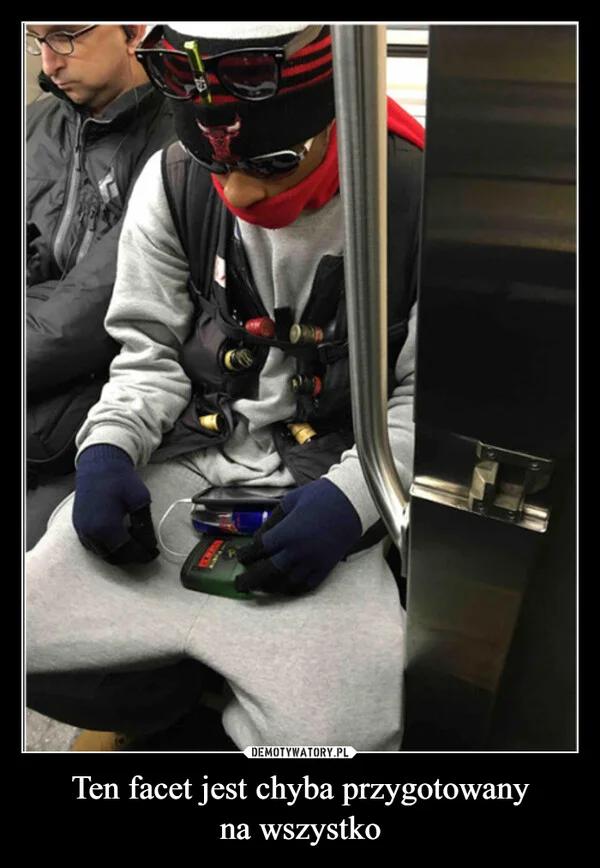 
    Ten facet jest chyba przygotowany na wszystko