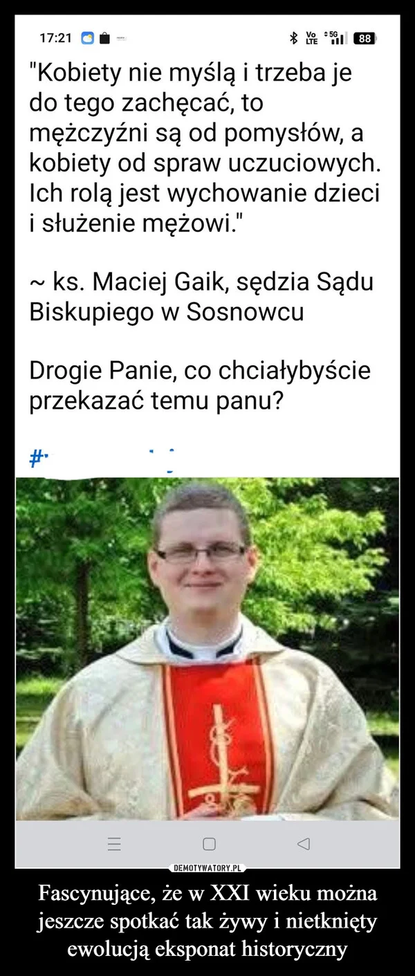 
    Fascynujące, że w XXI wieku można jeszcze spotkać tak żywy i nietknięty ewolucją eksponat historyczny