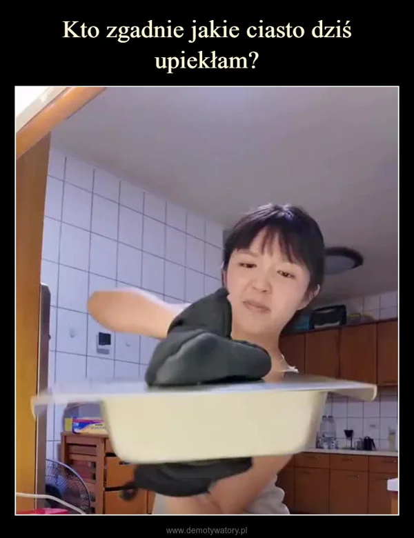
    Kto zgadnie jakie ciasto dziś upiekłam?