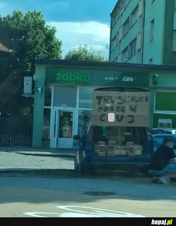 
    Reklama