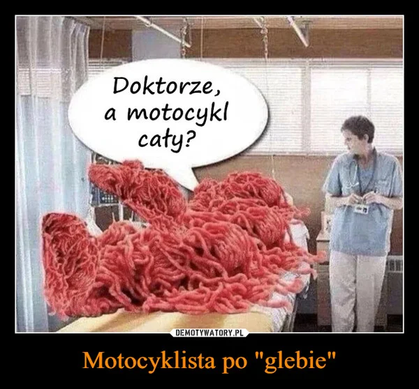 
    Motocyklista po 