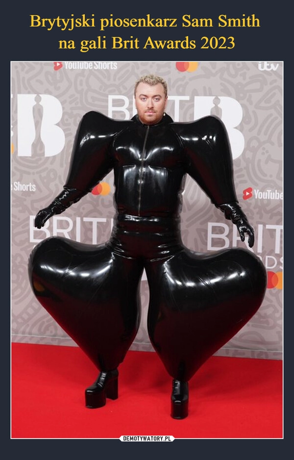 
    Brytyjski piosenkarz Sam Smith 
na gali Brit Awards 2023