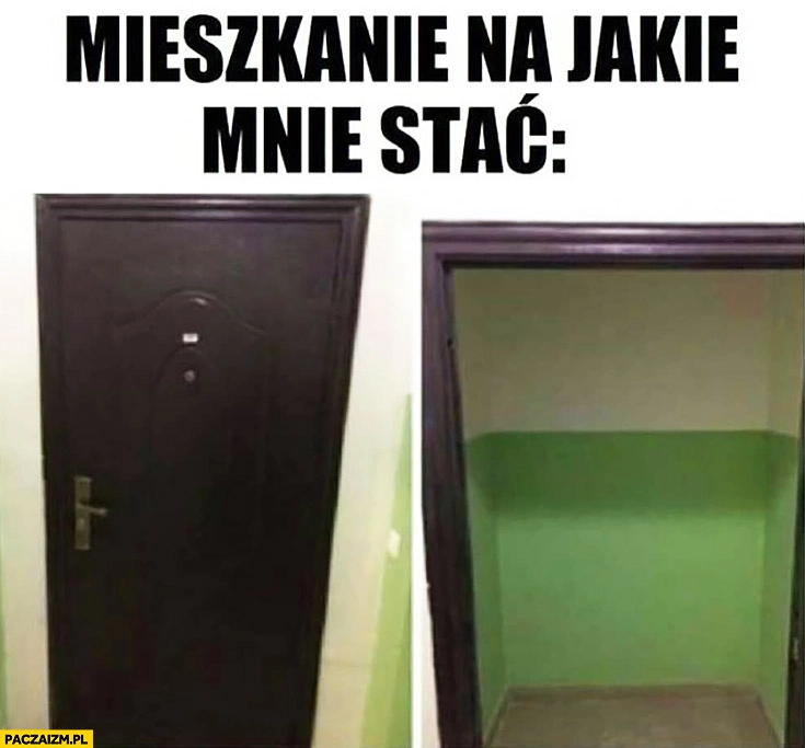 
    Mieszkanie na jakie mnie stać pusty mały pokoik po otwarciu drzwi