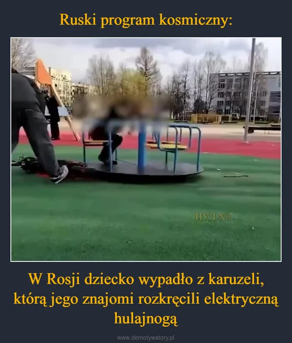 Ruski program kosmiczny: W Rosji dziecko wypadło z karuzeli, którą jego znajomi rozkręcili elektryczną hulajnogą