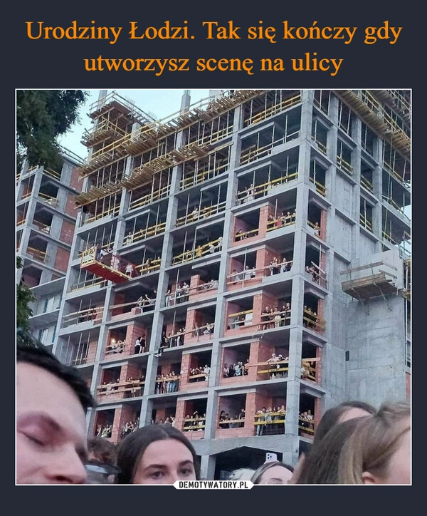 
    Urodziny Łodzi. Tak się kończy gdy utworzysz scenę na ulicy