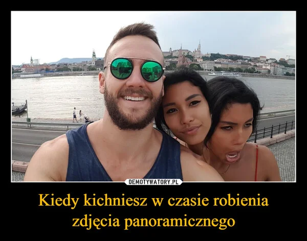 
    Kiedy kichniesz w czasie robienia zdjęcia panoramicznego