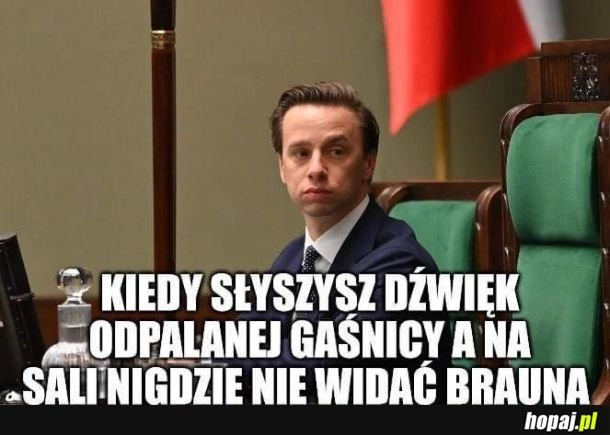 
    Teraz będzie staremu się tłumaczył