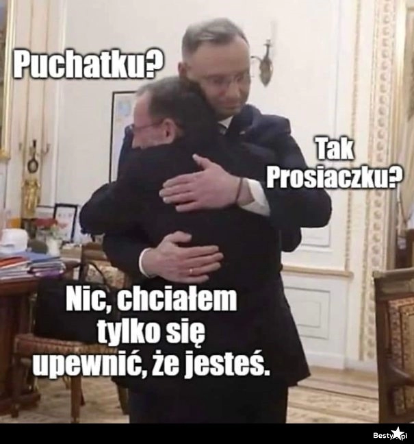 
    Puchatek i Prosiaczek