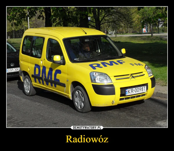 
    Radiowóz